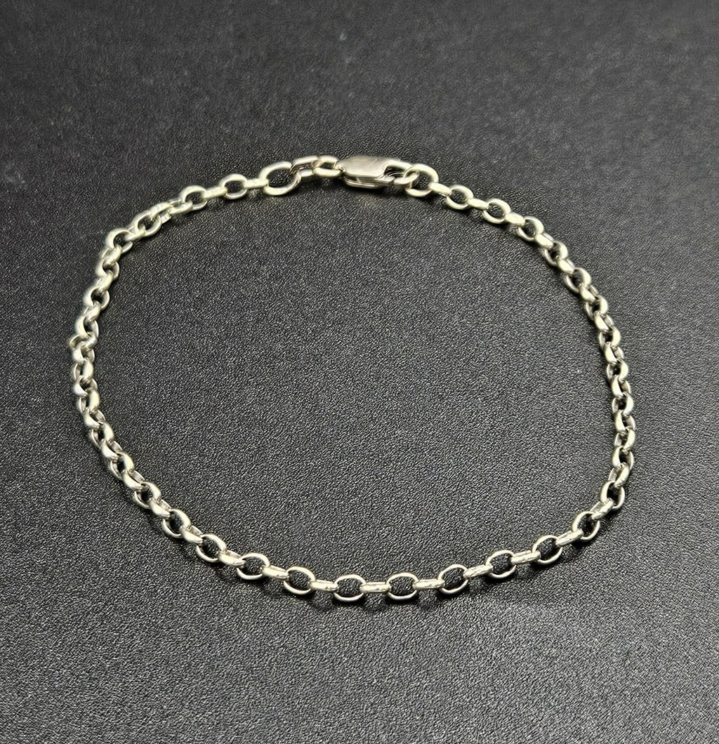 9ct White Gold Bracelet