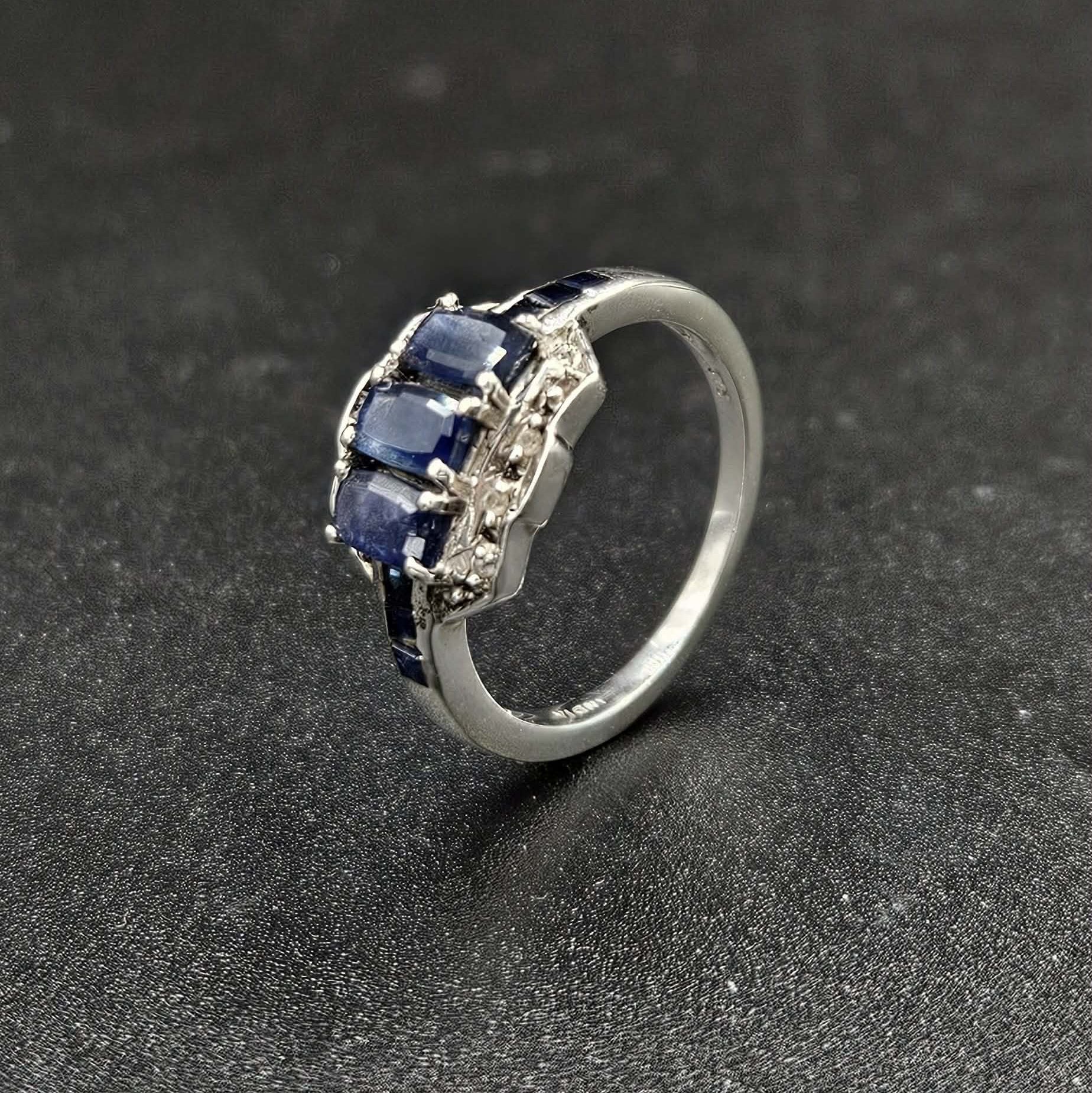 9ct White Gold Blue Sapphire & Diamond Ring