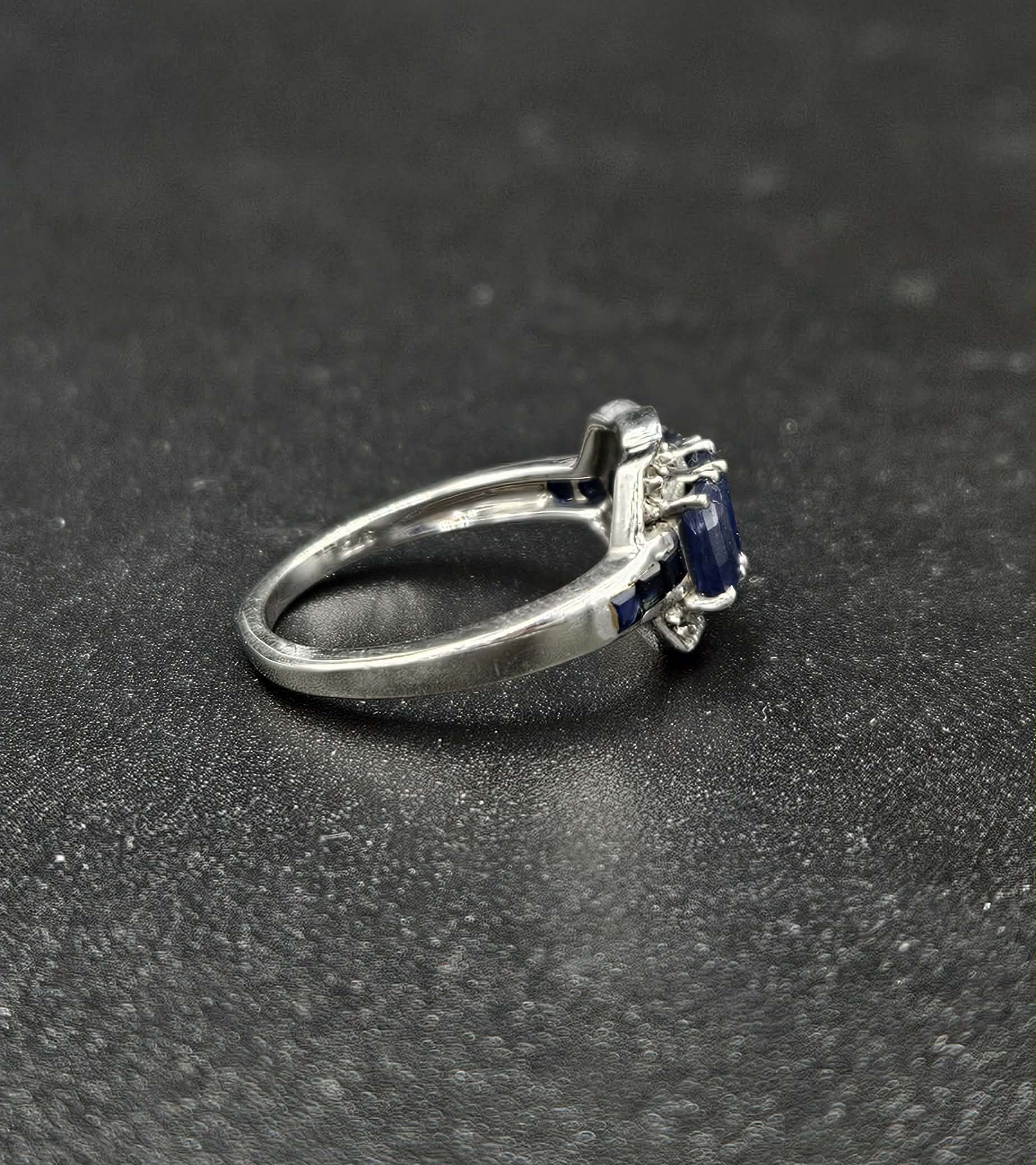 9ct White Gold Blue Sapphire & Diamond Ring