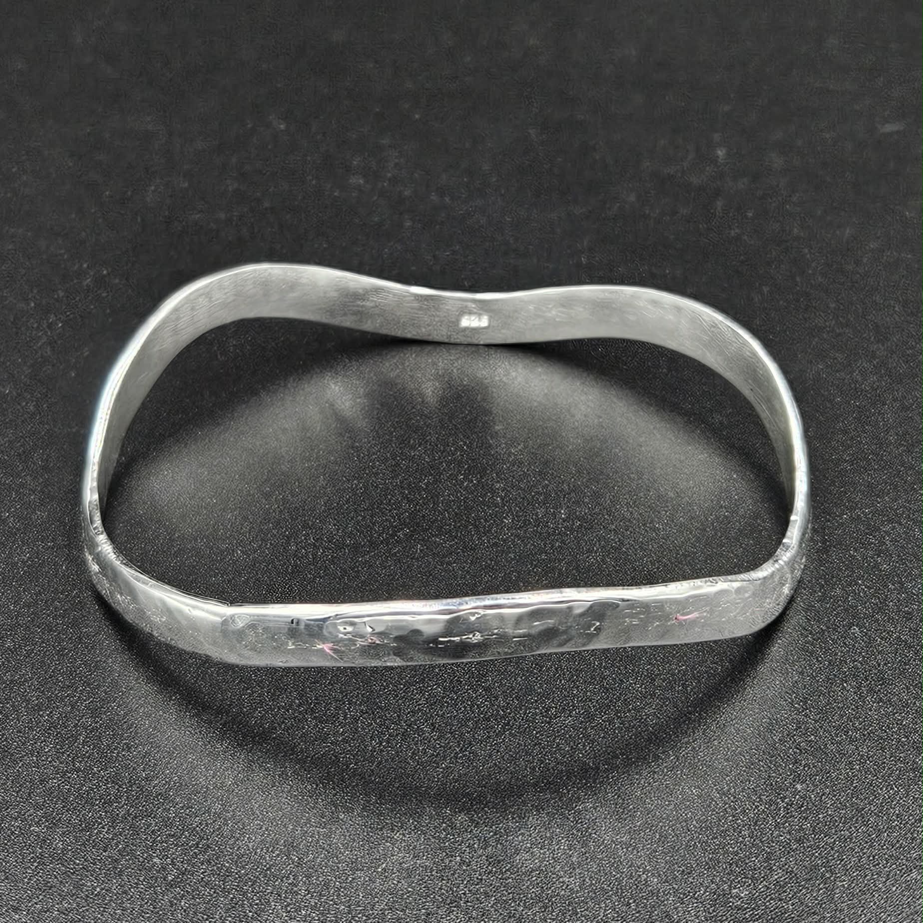 Silver Plated Ripple Effect Wavy Bangle