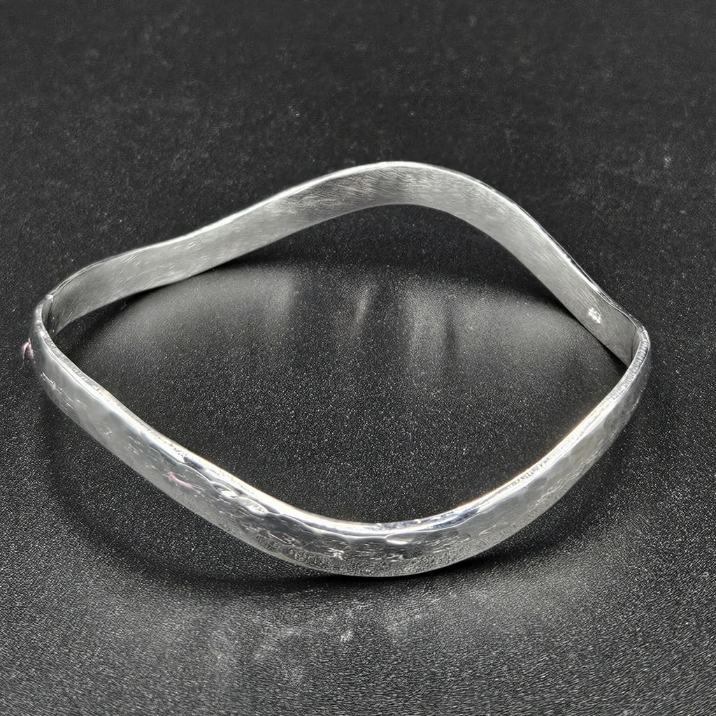 Silver Plated Ripple Effect Wavy Bangle