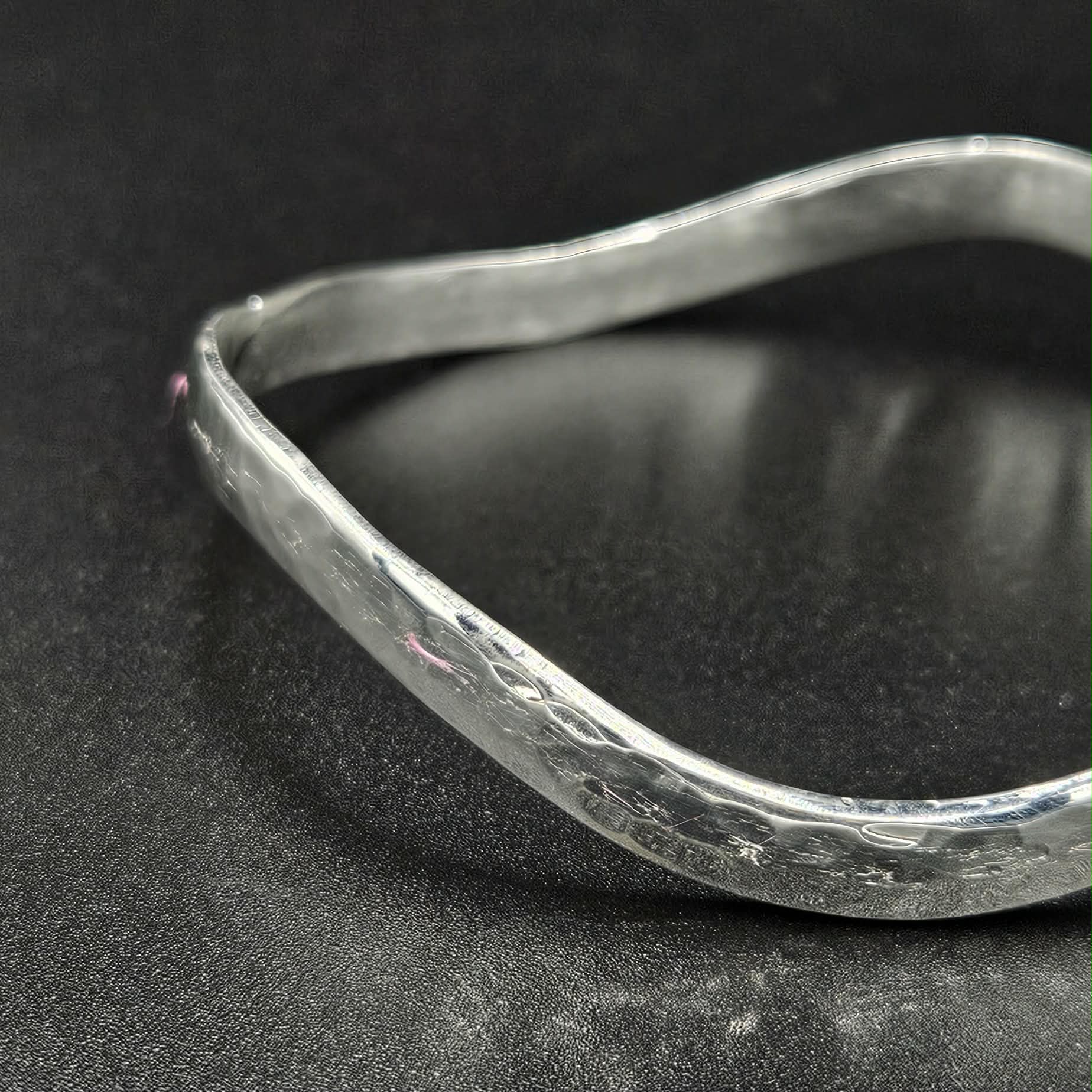 Silver Plated Ripple Effect Wavy Bangle