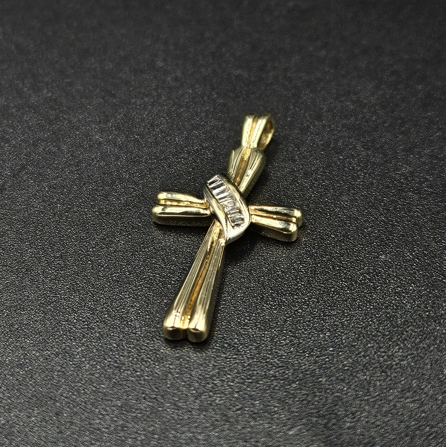 9ct White & Yellow Gold Diamond Cross Pendant