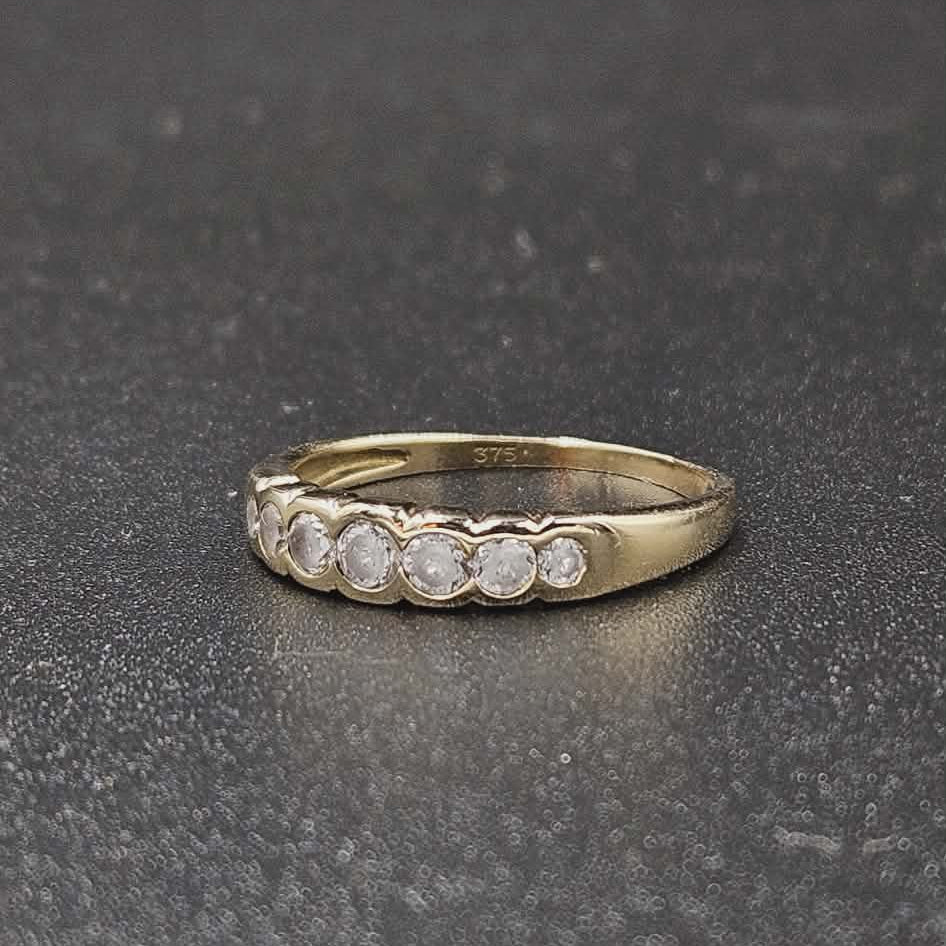 9ct Gold Diamond Ring