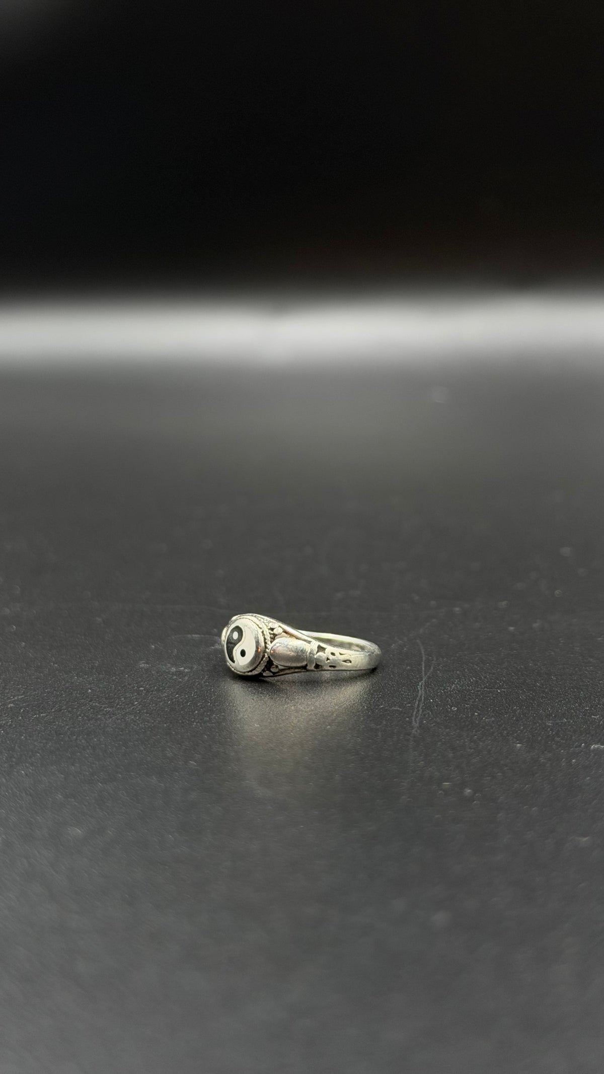 yin & yang ring